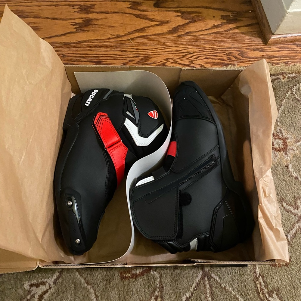 Ducati Motorcycle Technical Short Boots - Picture 2 of 4